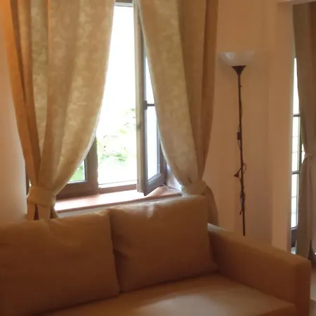 Alloggio in famiglia Words & Swords *