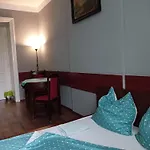 Words & Swords Homestay szállás