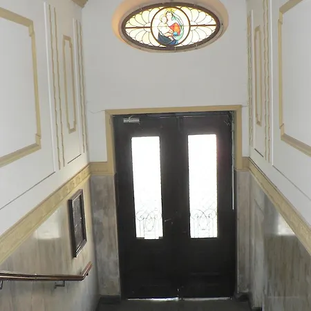 民宿 Words & Swords