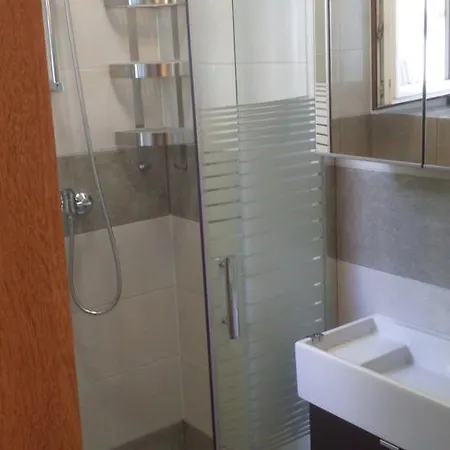 Words & Swords 民宿